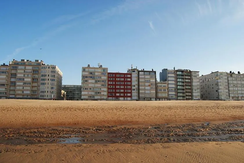 Modern Appartement Op De Zeedijk Met 2 Slaapkamers Te Oostende Apartment Ostend